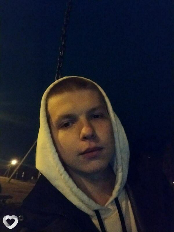 Захар, 22, Москве — анкета №1058763