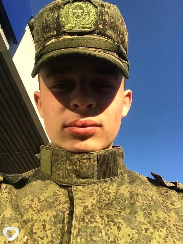 Егор, 22, Ершове — анкета №1058577