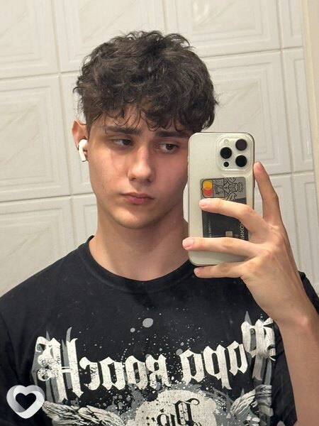 Дмитрий, 20, Москве — анкета №1058786