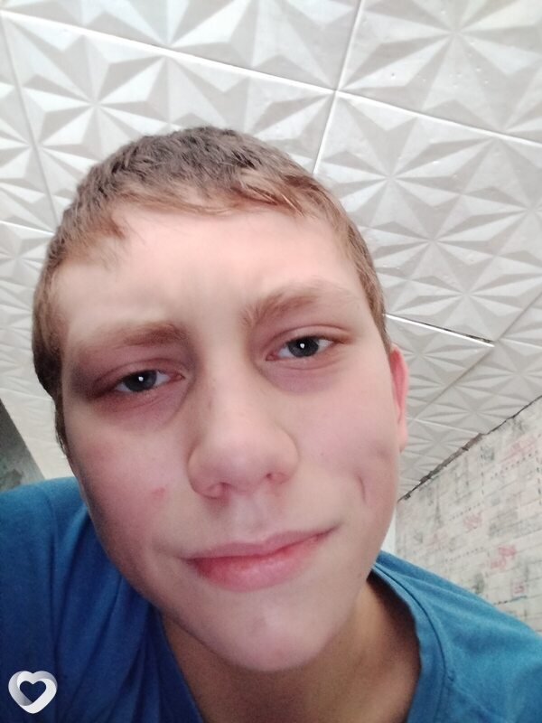 Илья, 21, Москве — анкета №1059331