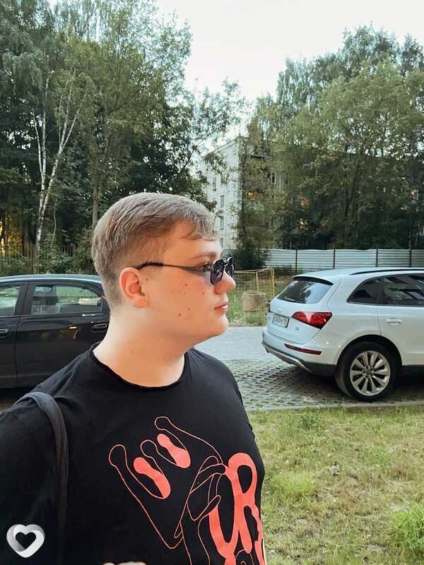 Глеб, 22, Москве — анкета №1059925