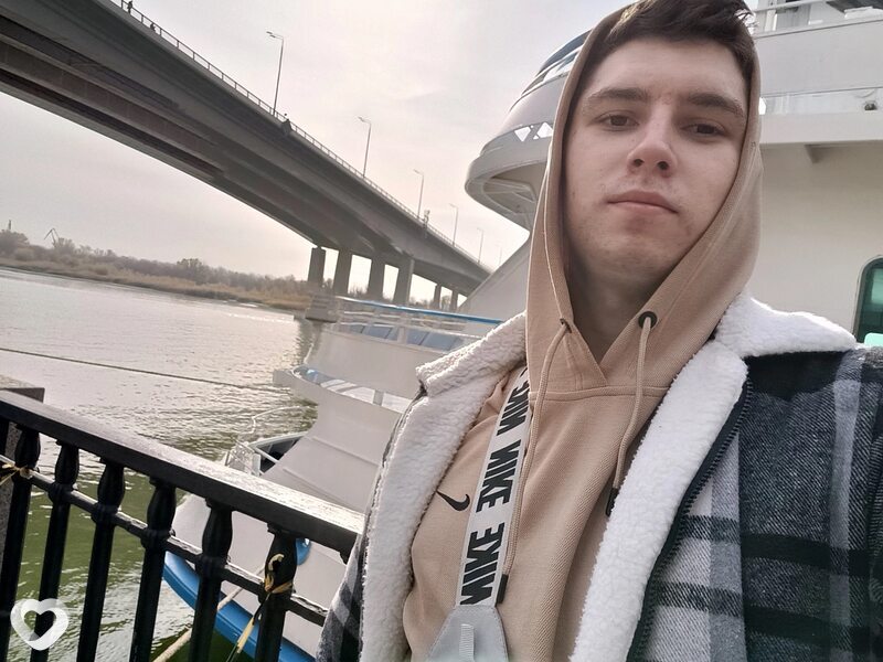 Иван, 26, Ростове-на-Дону — анкета №1060273