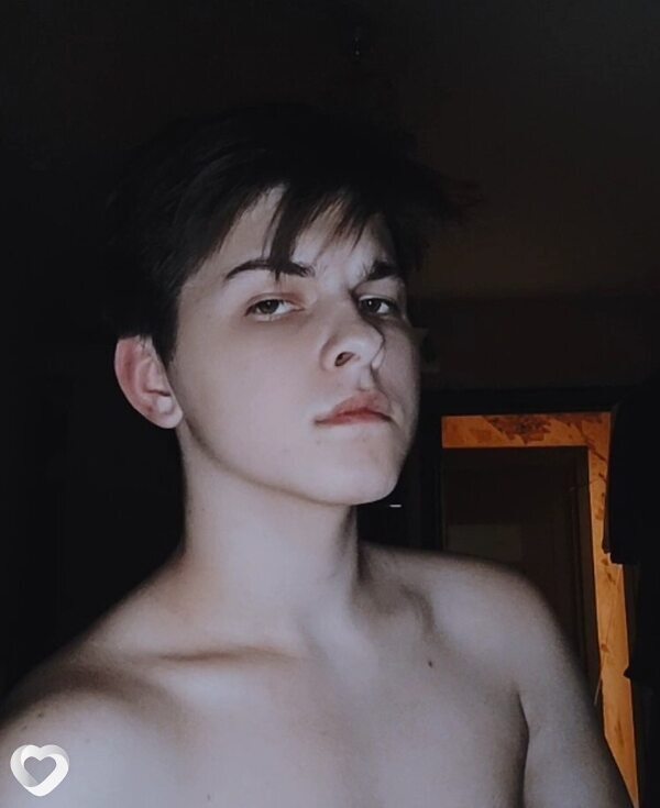 Устин, 21, Братске — анкета №1060496