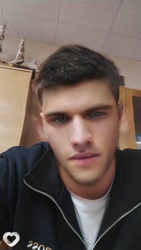 Эмиль, 22, Москве — анкета №1060938
