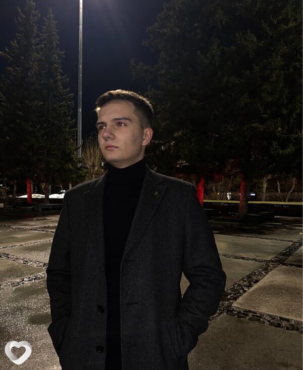 Максим, 23, Новосибирске — анкета №1061582
