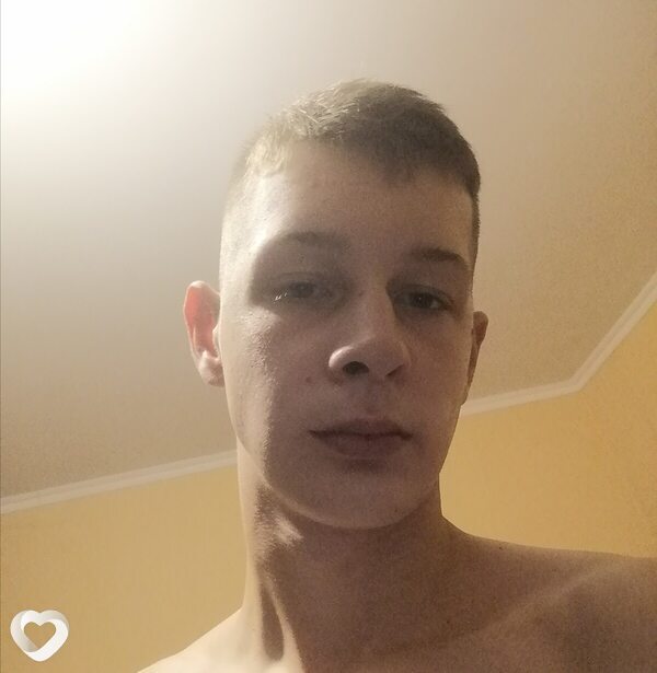 Кирилл, 23, Жлобине — анкета №1063594