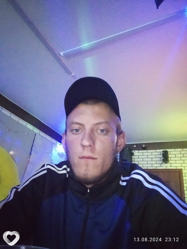 Виталий, 23, Москве — анкета №1064088