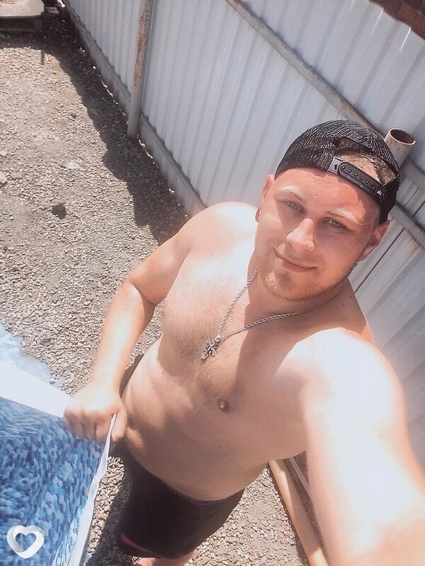 Максим, 29, Новошахтинске — анкета №1064324