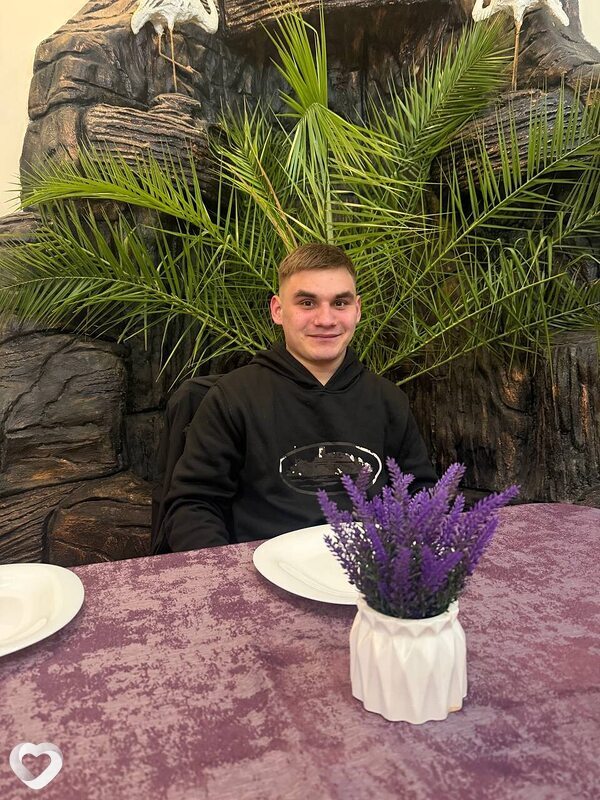 Александр, 24, Витебске — анкета №1064670