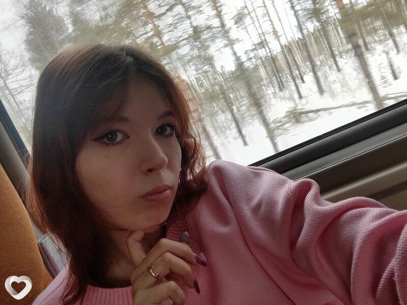 Надюша, 22, Екатеринбурге — анкета №1064682