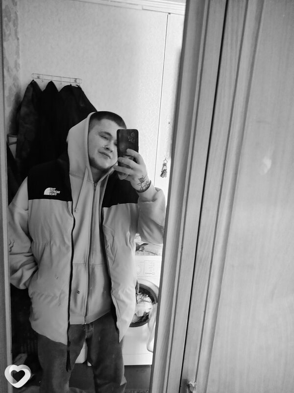 Вова, 26, Тюмени — анкета №1064613