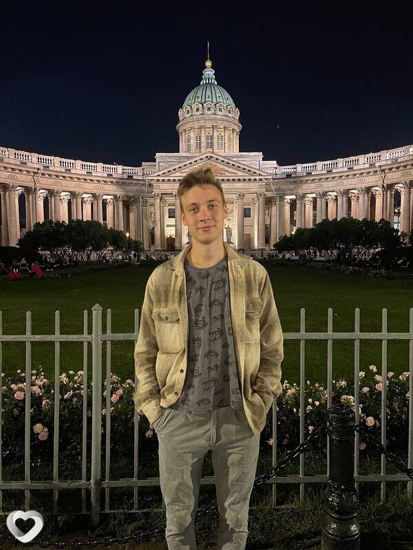 Паша, 24, Москве — анкета №1064934