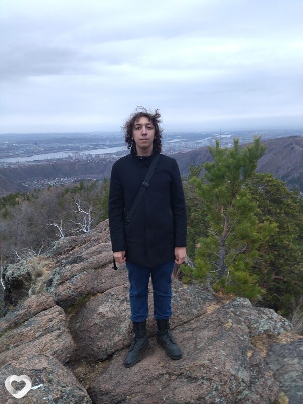 Александр, 21, Красноярске — анкета №1065240