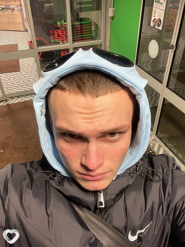 Иван, 21, Москве — анкета №1065548