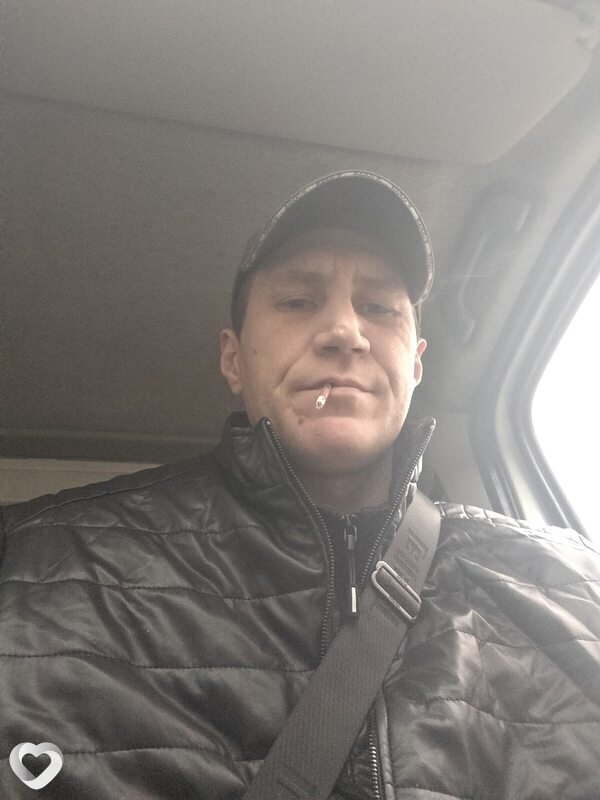 Олег, 40, Саратове — анкета №1065681