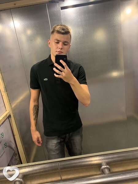 Денис, 23, Москве — анкета №1067831