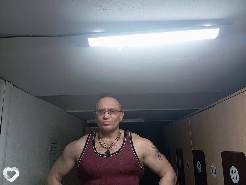 Анатолий, 42, Новотроицке — анкета №1068435