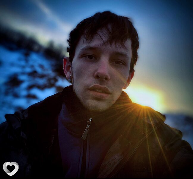 Валентин, 20, Москве — анкета №1069546