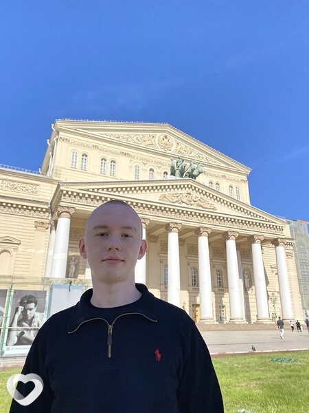 Лев, 20, Таганроге — анкета №1070237