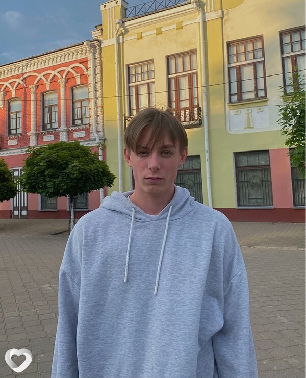Артур, 23, Бобруйске — анкета №1070745