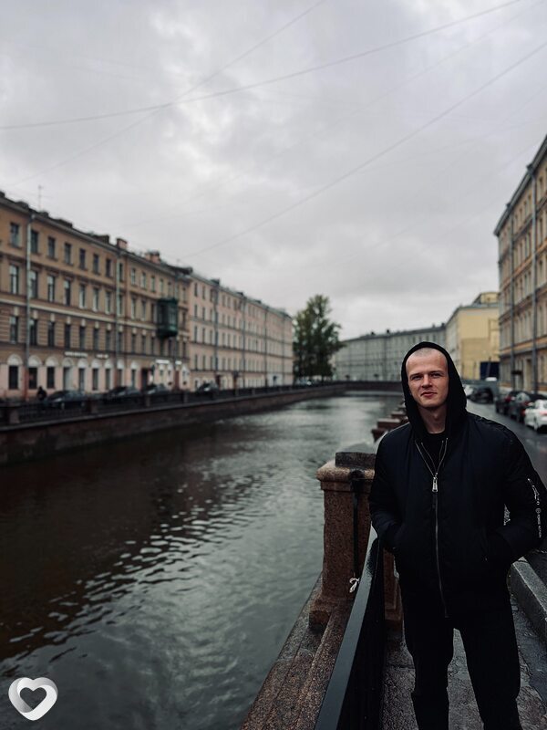 Анатолий, 26, Великом Новгороде — анкета №1070939