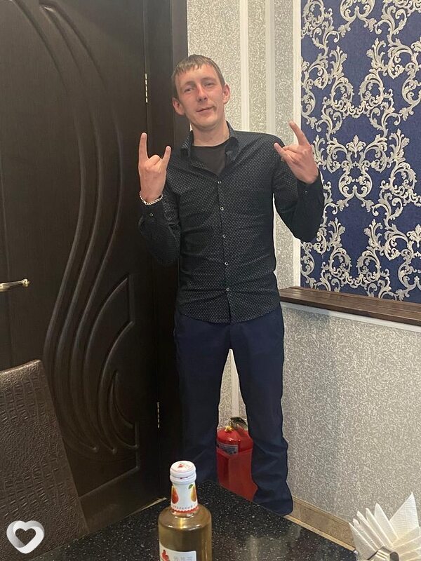 Юрий, 32, Саратове — анкета №1071860