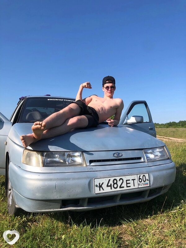 Виктор, 21, Пскове — анкета №1072781