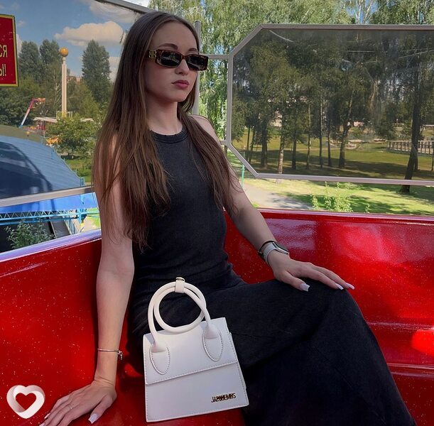 Алина, 20, Бобруйске — анкета №1073892