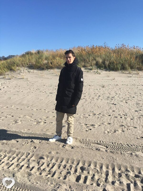 Александр, 25, Волгограде — анкета №1074033