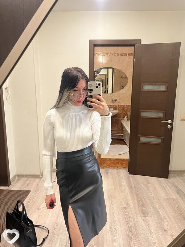 Яна, 21, Абакане — анкета №1075123