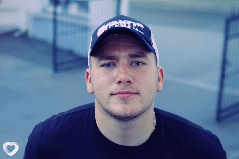 Михаил, 26, Самаре — анкета №1075982