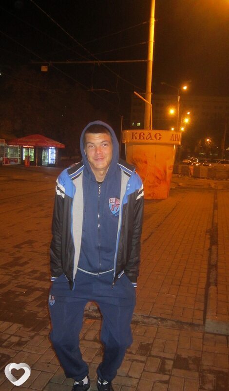 Максим, 32, Донецке — анкета №1076240