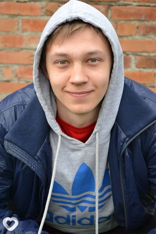 Илья, 29, Бийске — анкета №1076071
