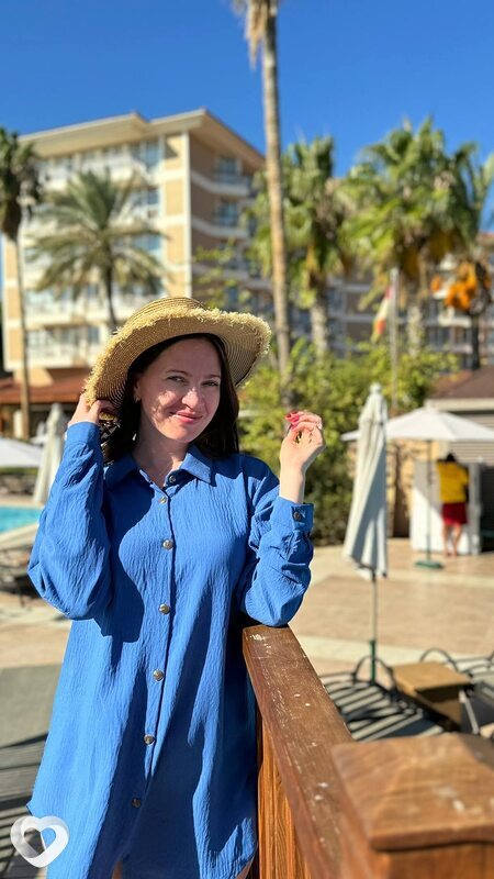 Анна, 28, Симферополе — анкета №1076124