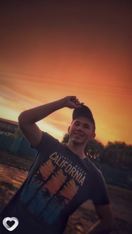 Артур, 23, Екатеринбурге — анкета №1076601