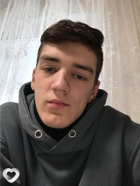 Иван, 23, Москве — анкета №1076788