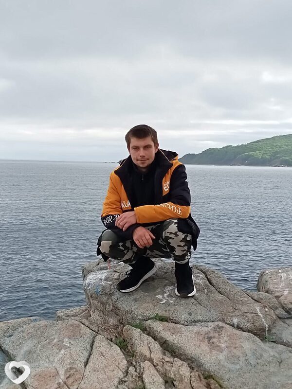 Влад, 26, Артеме — анкета №1077305