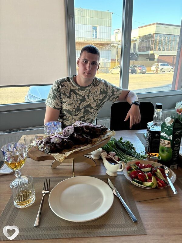 Дима, 23, Ржеве — анкета №1077550