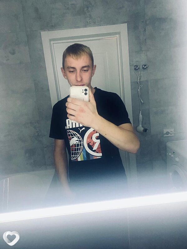 Denis, 25, Москве — анкета №1077738