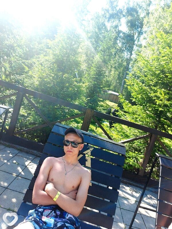 Вадим, 23, Алейске — анкета №1078341