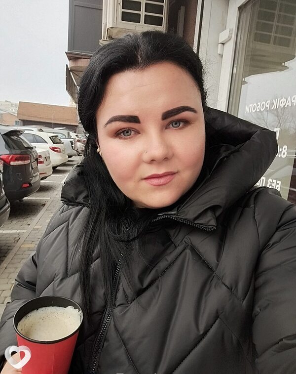 Алёна, 28, Виннице — анкета №1078346