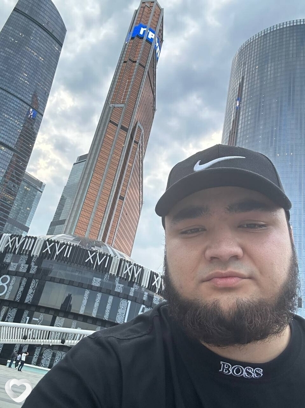 Хуршид, 29, Москве — анкета №1078506