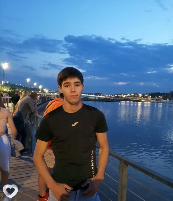 Алан, 27, Магнитогорске — анкета №1078724