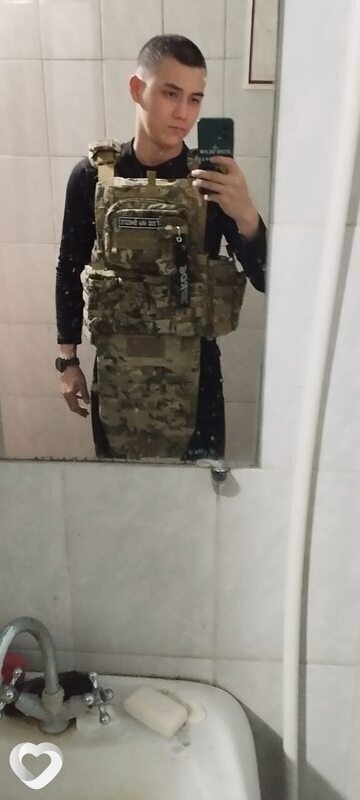 Василий, 23, Брянске — анкета №1079052