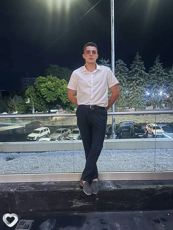 Тимур, 22, Саратове — анкета №1079186
