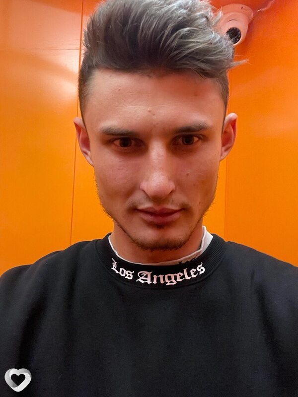 Максим, 28, Москве — анкета №1079192