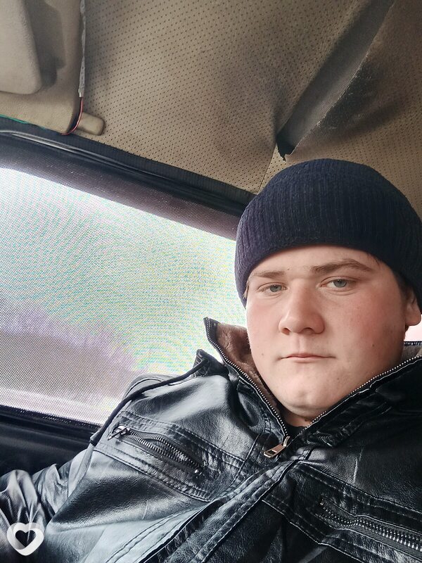 Лев, 23, Бийске — анкета №1080167