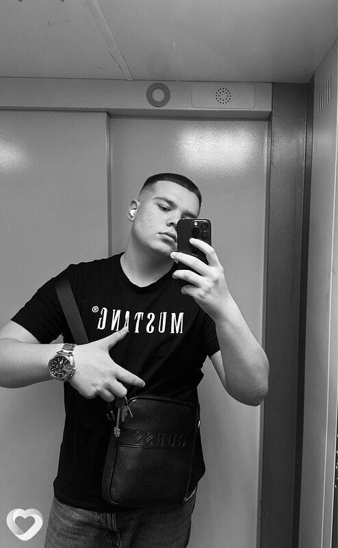 Кирилл, 20, Ростове-на-Дону — анкета №1080402