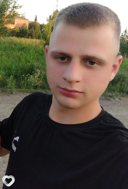 Антон, 22, Горно-Алтайске — анкета №1082538