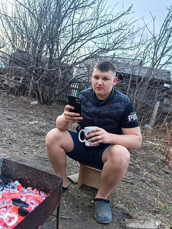 Артем, 23, Красноярске — анкета №1083116